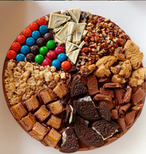 Load image into Gallery viewer, Pasteles base chocolate